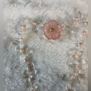 Faux Quartz Necklace with Pink Fresh Water of‎ Pearls Flower and Loop Clasp